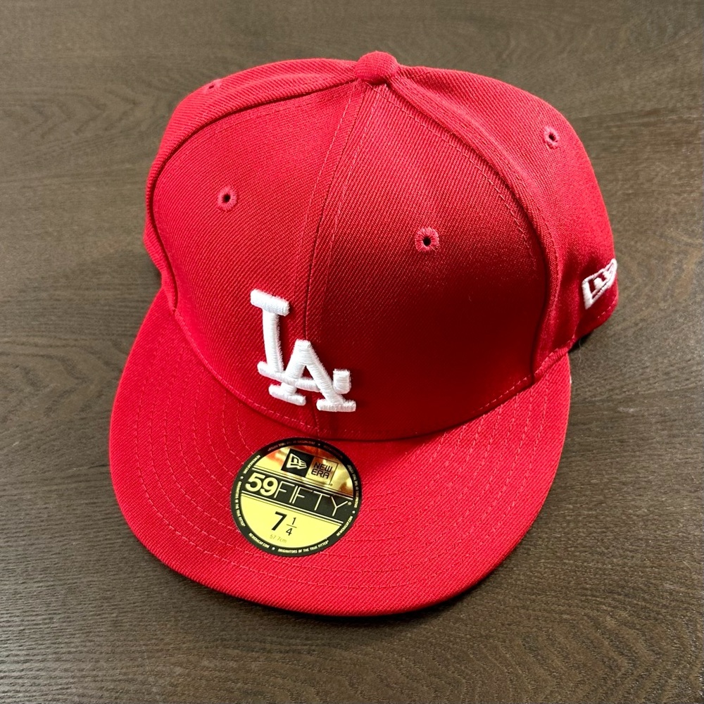 New Era Los Angeles Dodgers Fitted Hat Red (7 1/4)